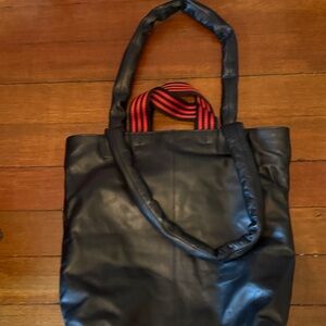 Stylish Black Leather Travel Bag